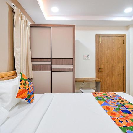 Fabhotel Seri - Nr Kims Hospital, Gachibowli Haïdarabad Extérieur photo