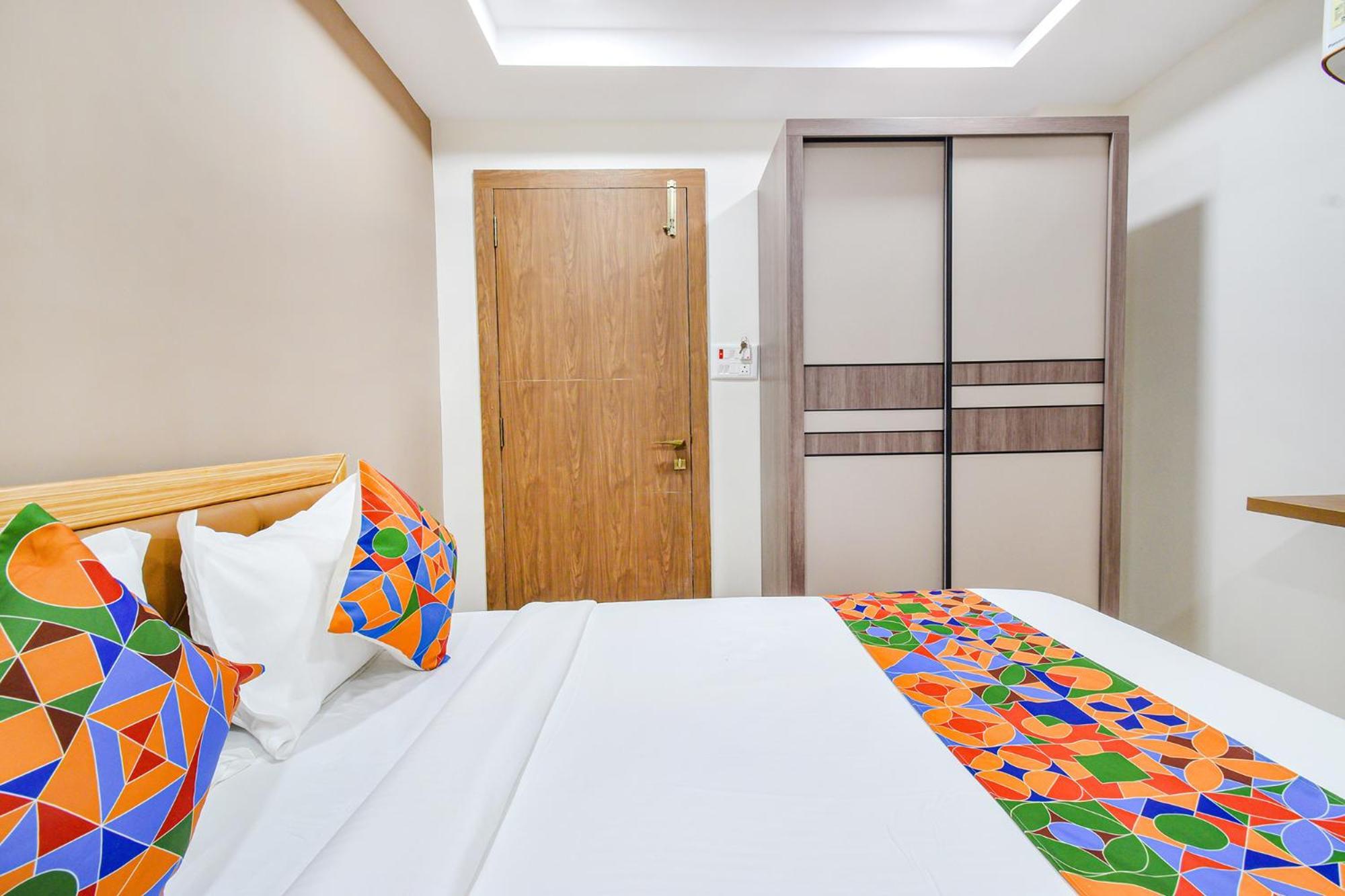 Fabhotel Seri - Nr Kims Hospital, Gachibowli Haïdarabad Extérieur photo