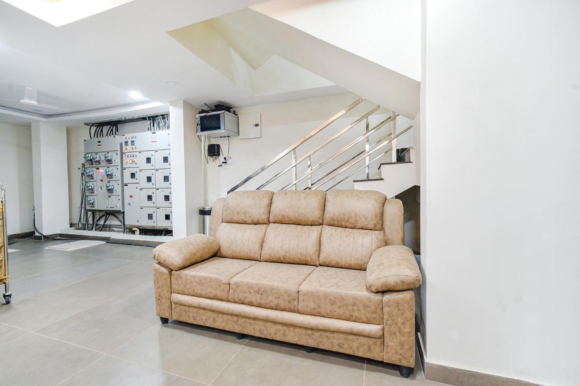 Fabhotel Seri - Nr Kims Hospital, Gachibowli Haïdarabad Extérieur photo